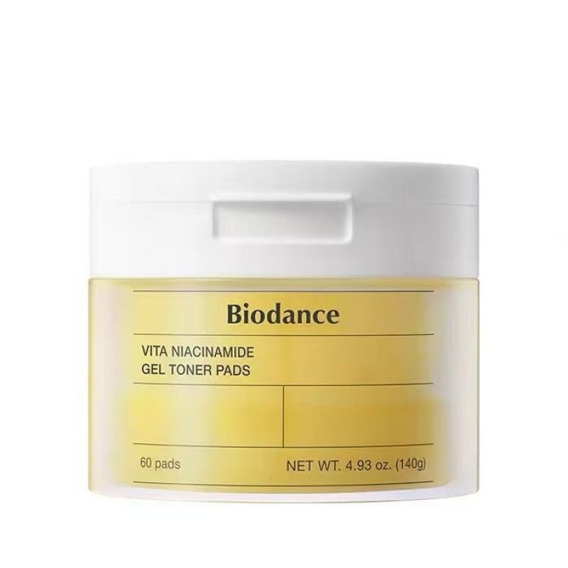 Hydrating and moisturizing skin care essence