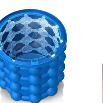 Ice bucket ice cube maker