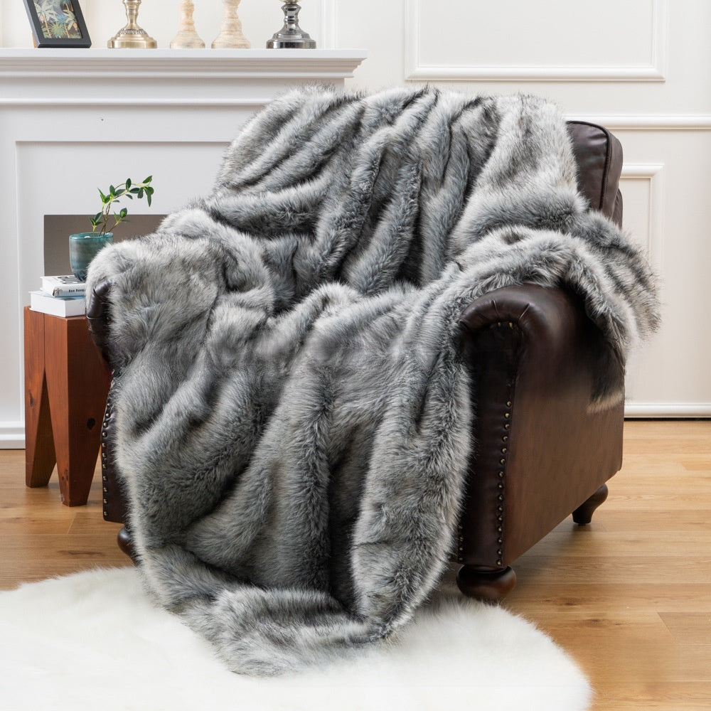 Imitation fur blanket thickened blanket