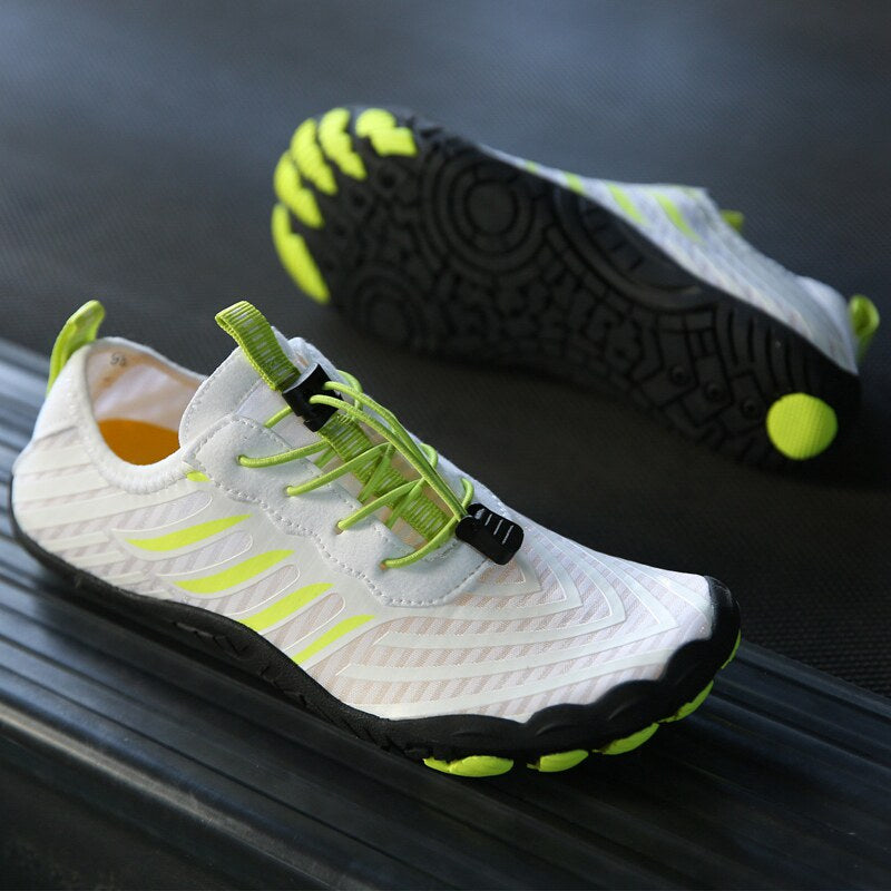 Indoor fitness shoes