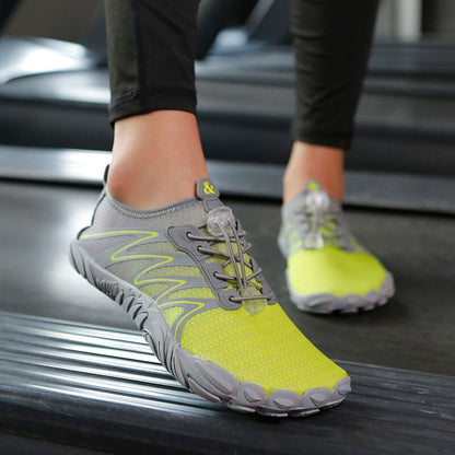 Indoor fitness shoes