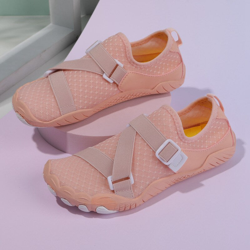 Indoor fitness shoes