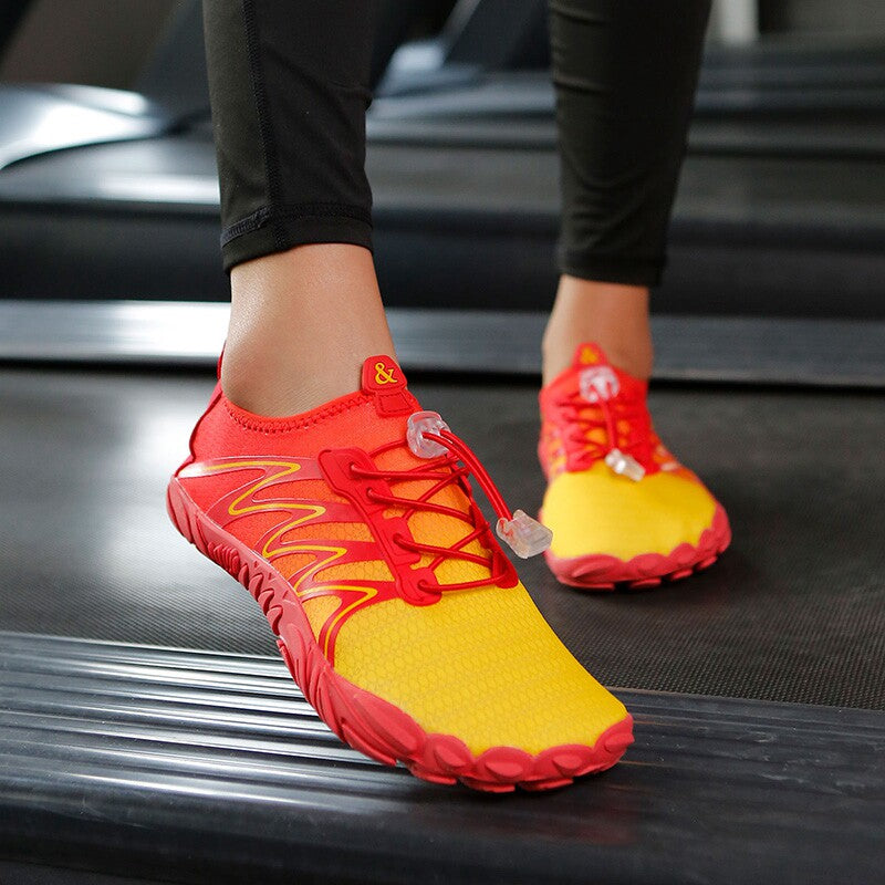 Indoor fitness shoes