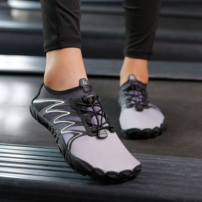 Indoor fitness shoes