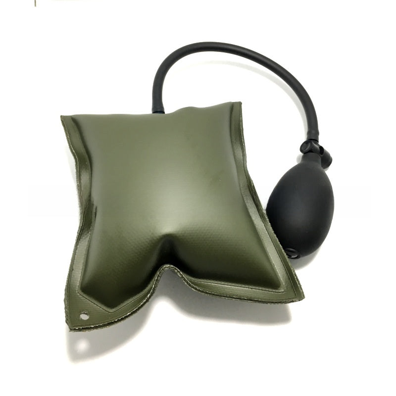 Inflatable leveling cushion