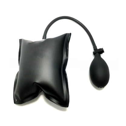 Inflatable leveling cushion
