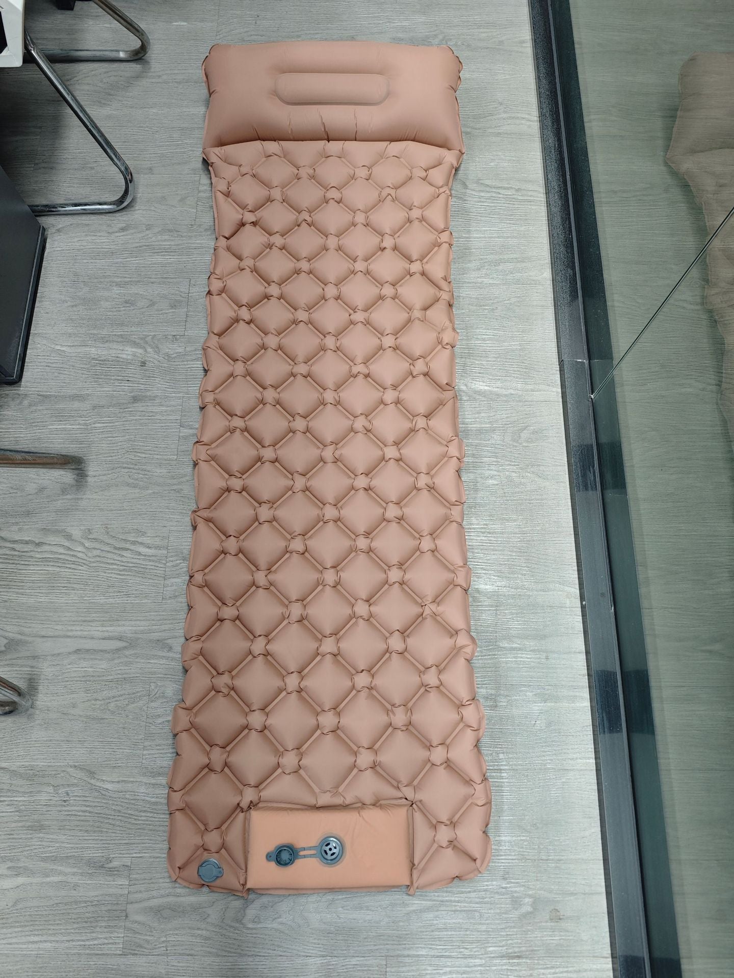 inflatable mattress
