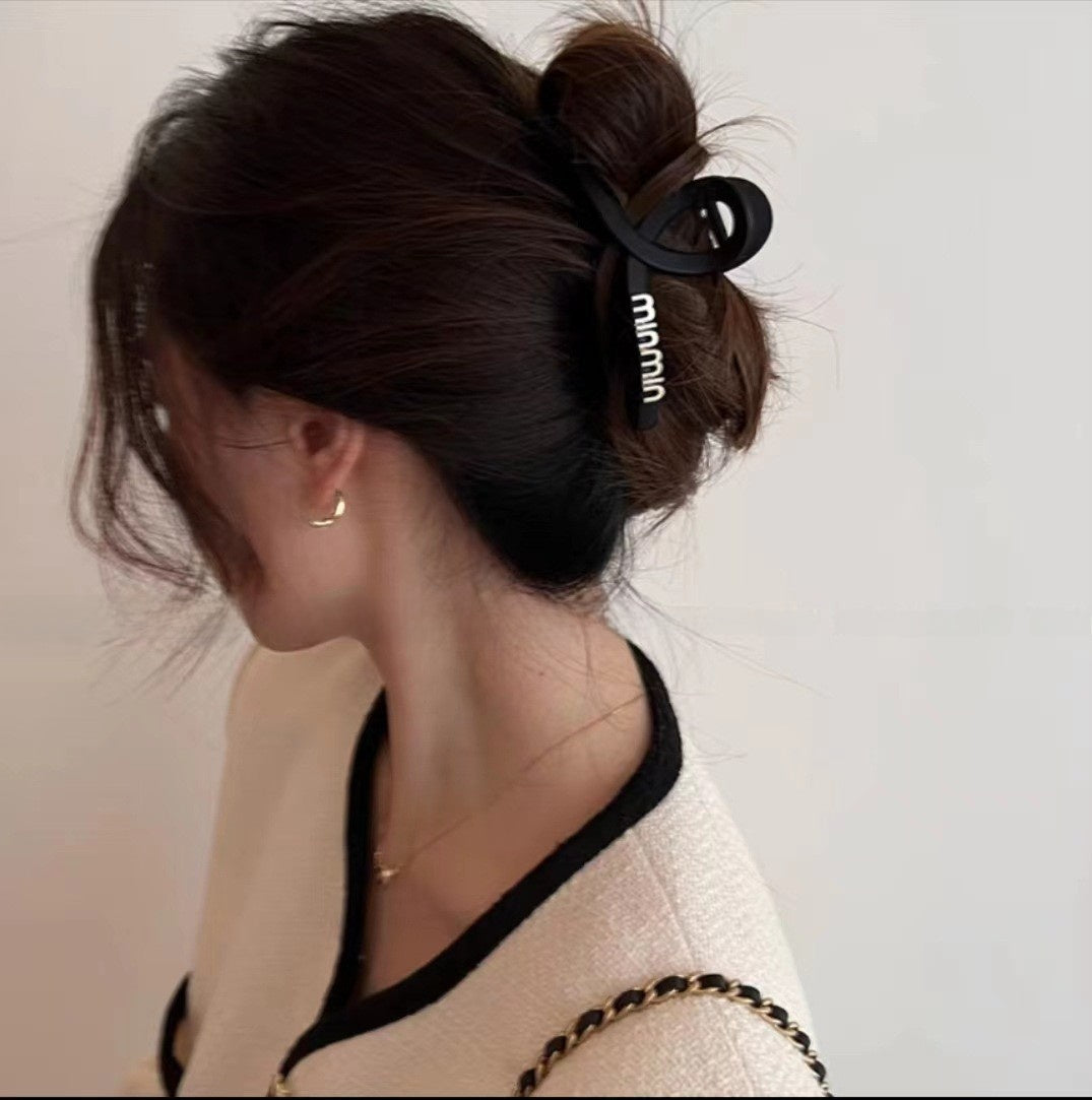 Ins-style shark clip hairpin