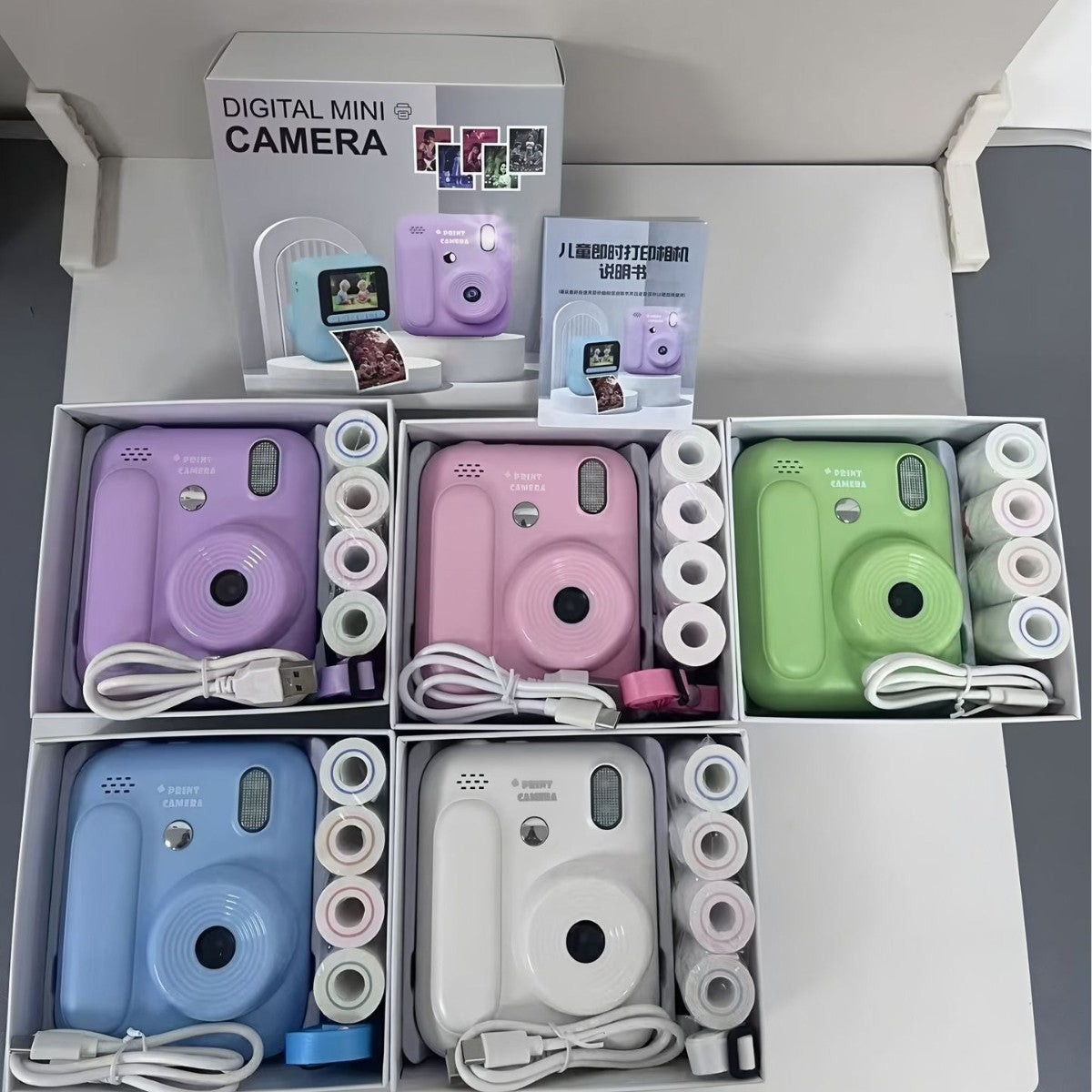 instant camera