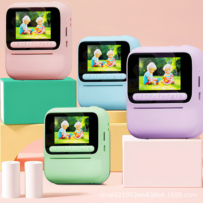 instant camera