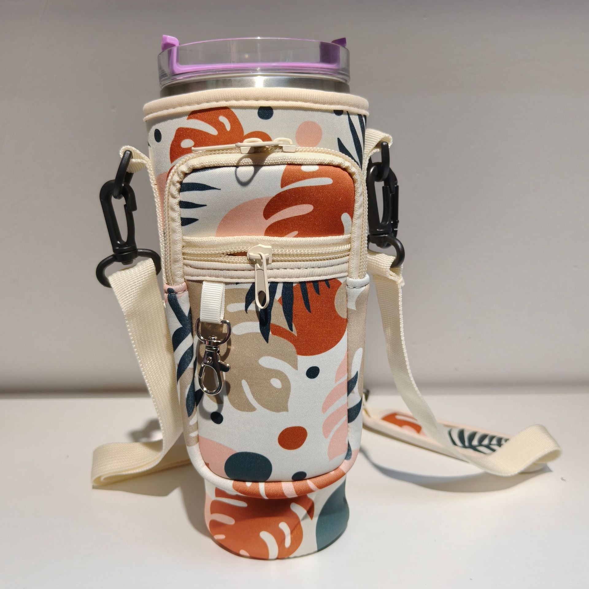 Insulated beverage sleeve