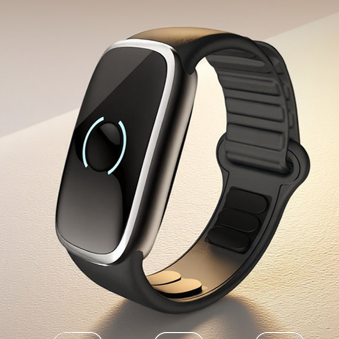 Intelligent Anti-Shake Hand Tremor Rehabilitation Bracelet