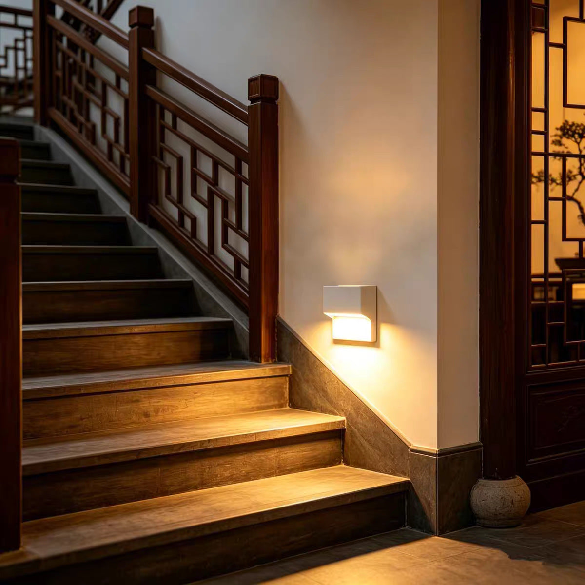 Intelligent Sensor Waterproof Corner Wall Light
