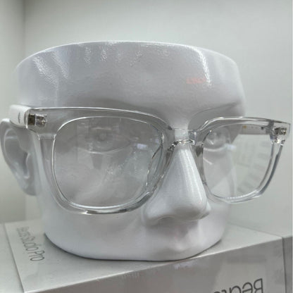 Intelligent Translation Glasses