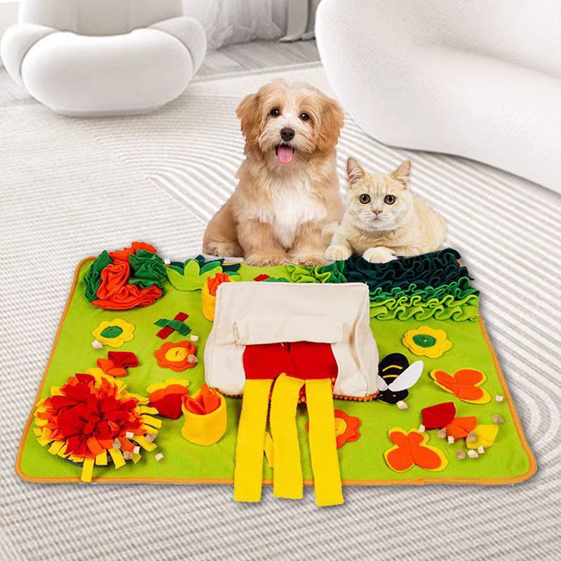 Interactive Pet Sniffing Mat