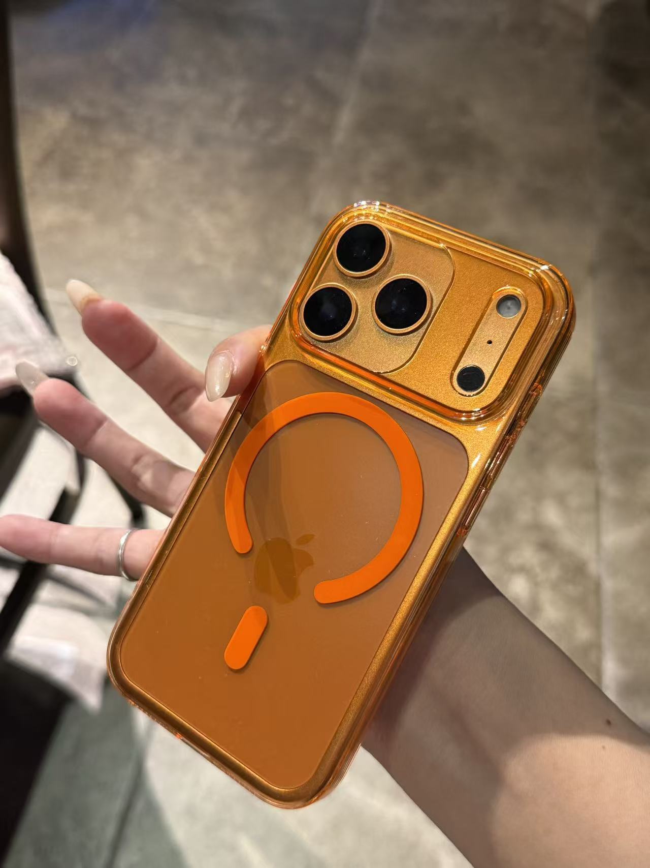iPhone Magnetic Phone Case