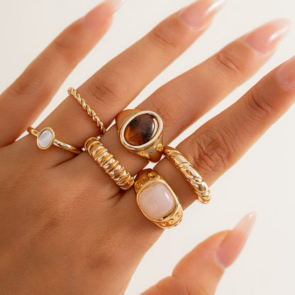 Irregular adjustable ring