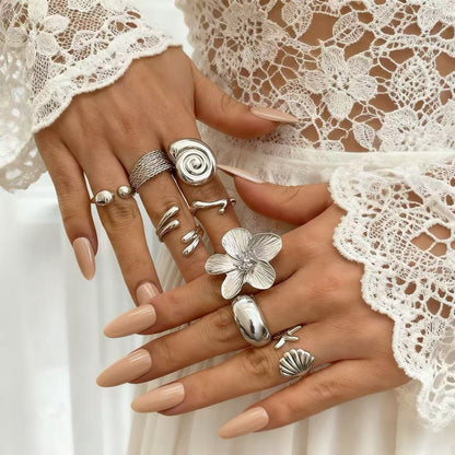 Irregular diamond ring
