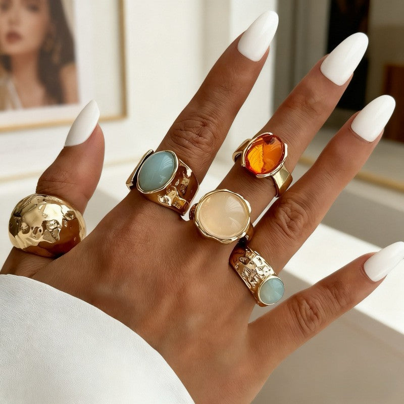 Irregular diamond ring