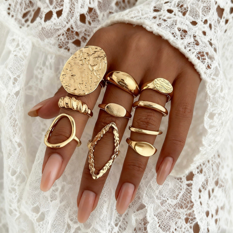 Irregular diamond ring