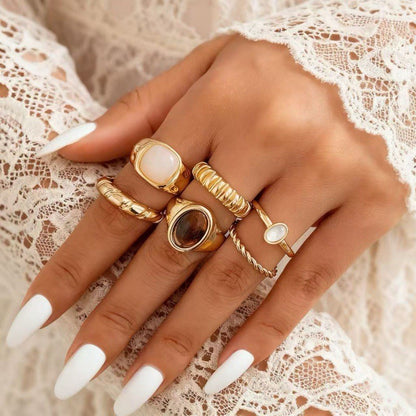 Irregular diamond ring