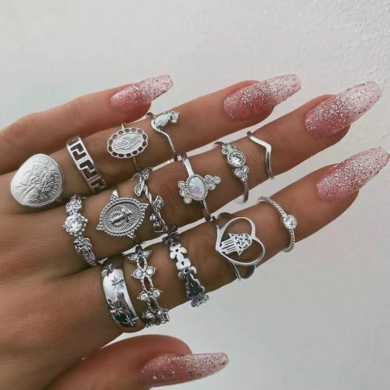 Irregular diamond ring