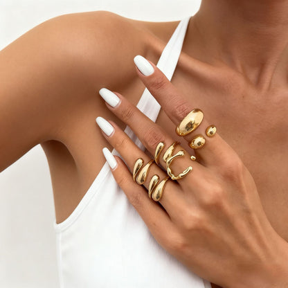 Irregular diamond ring