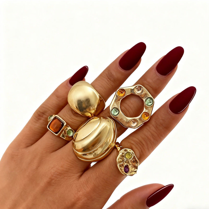 Irregular diamond ring