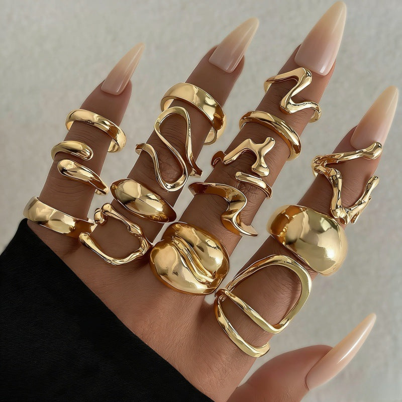 Irregular diamond ring