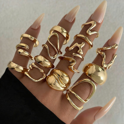 Irregular diamond ring