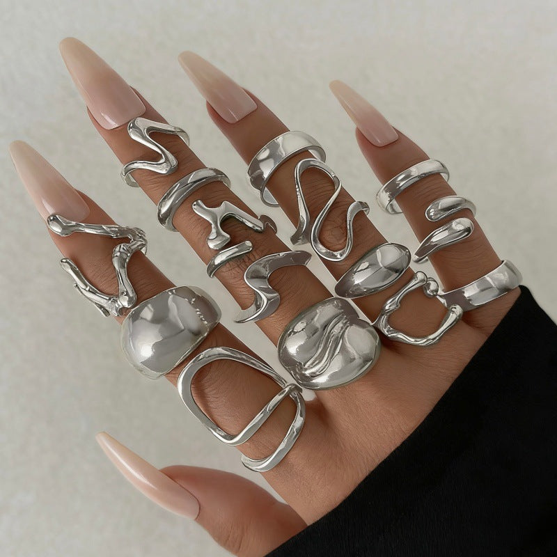 Irregular diamond ring