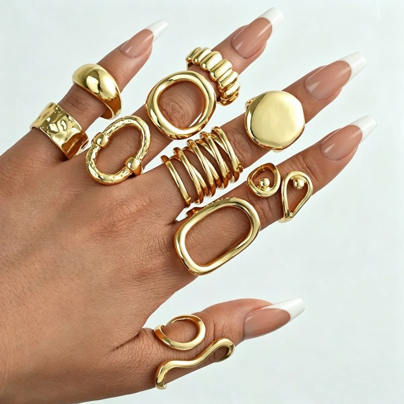 Irregular diamond ring