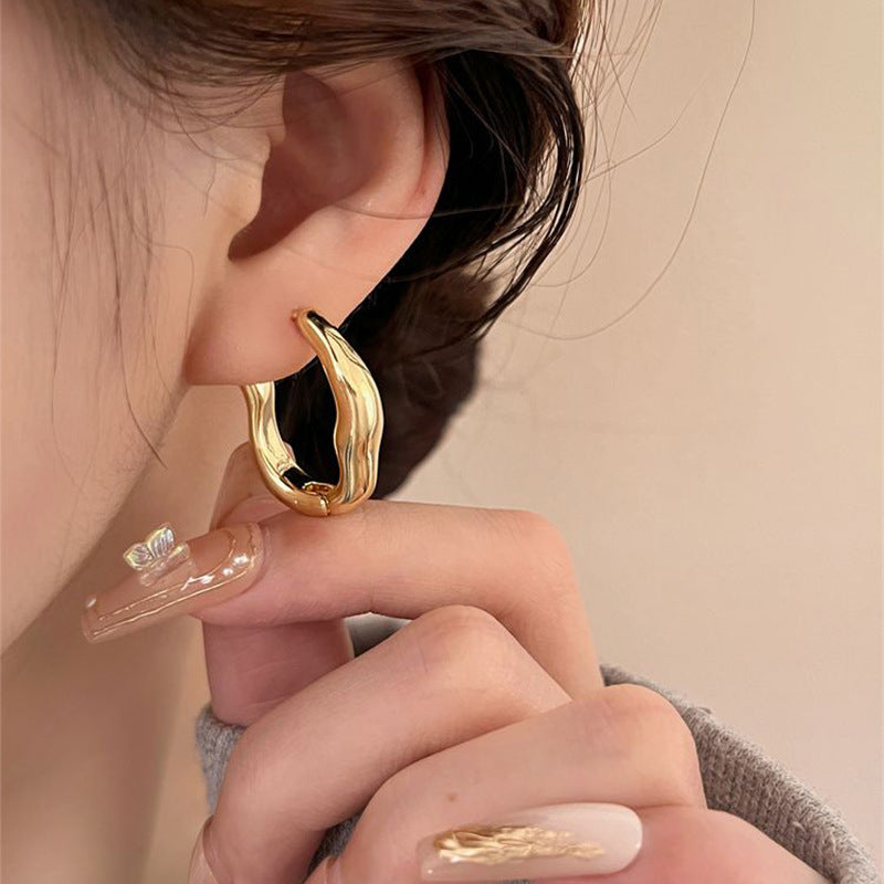 Irregular geometric earrings