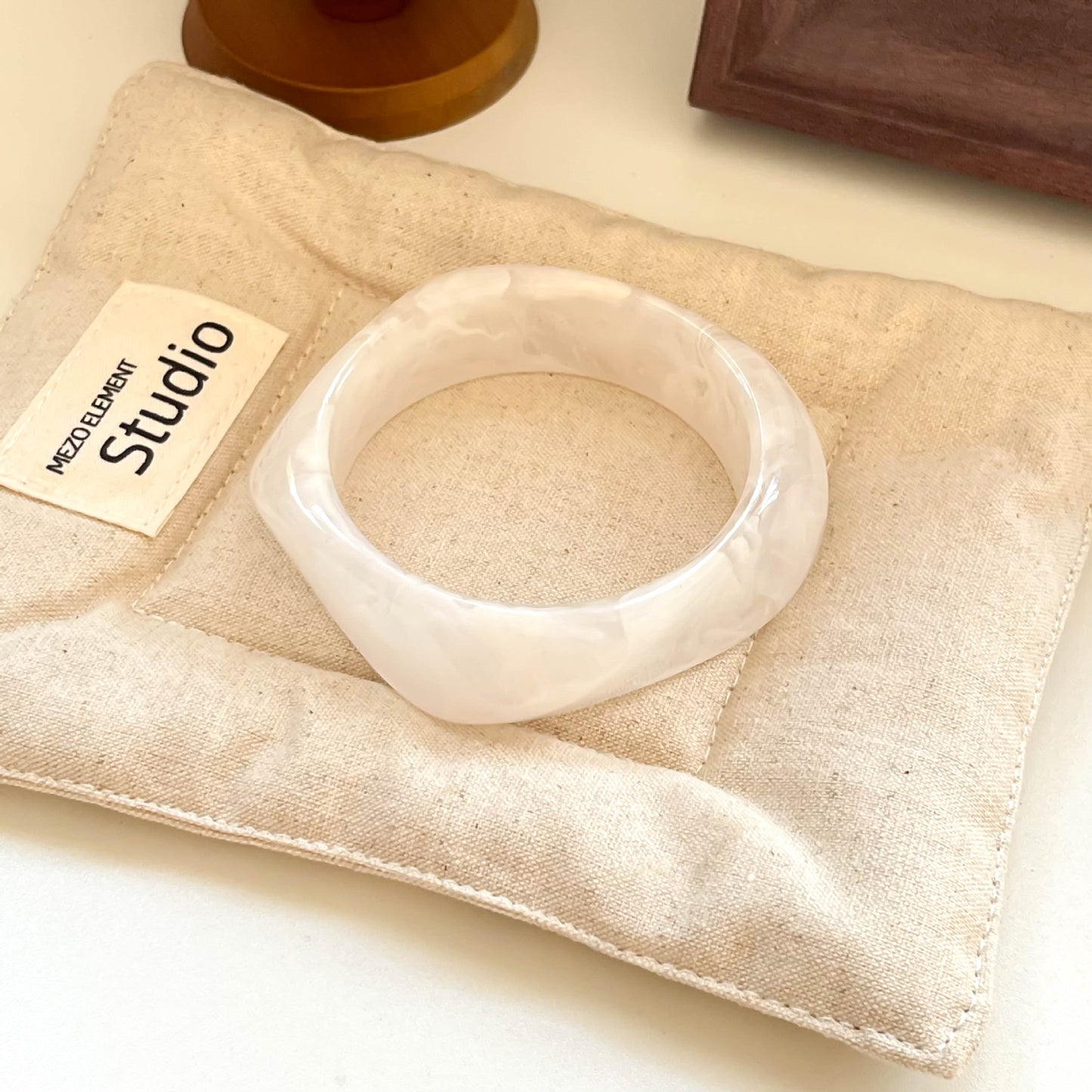 Irregular Geometric Resin Bracelet for Women