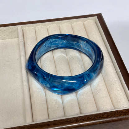 Irregular Geometric Resin Bracelet for Women