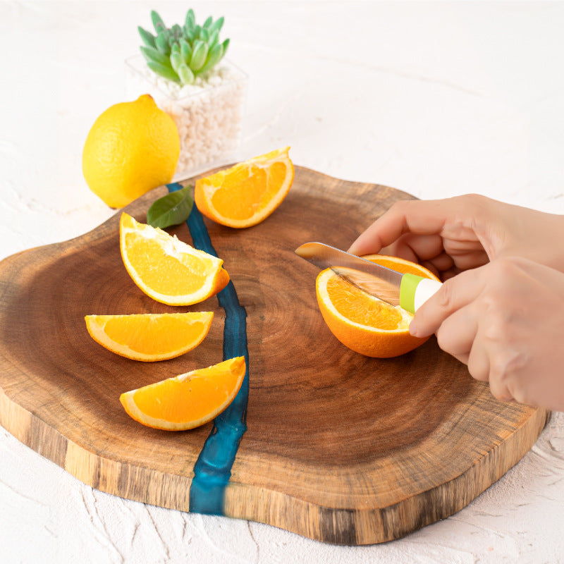 Irregular log cutting board