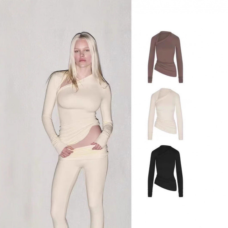Irregular long sleeves