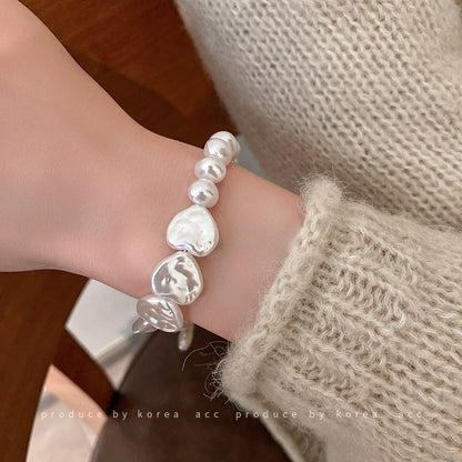 Irregular Pearl T-shaped Buckle Bracelet