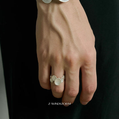 Irregular Wave Pattern Burnt White Ring Bracelet Set