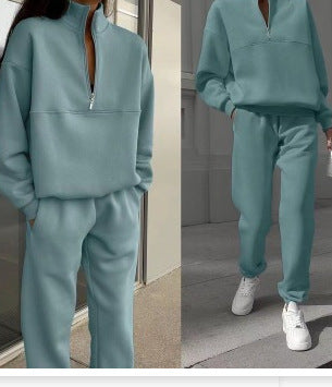 Jacket and pants set