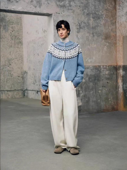 Jacquard raglan sleeve knitted cardigan