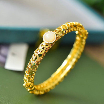 jade bracelet