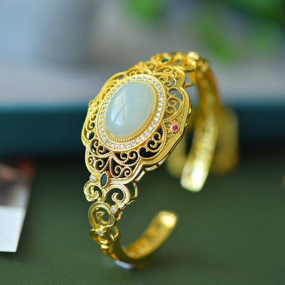 jade bracelet