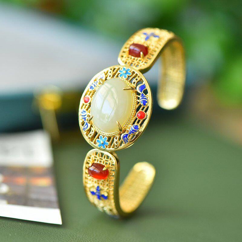 jade bracelet