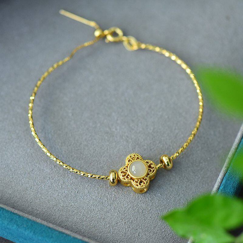 jade bracelet