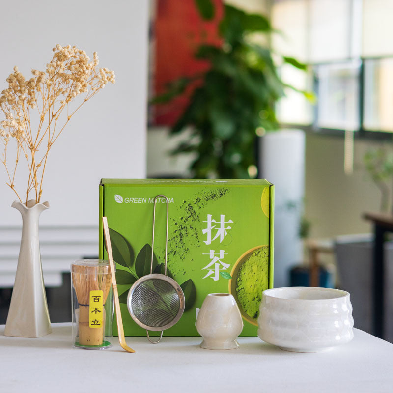 Japanese Style Ceramic Matcha Bowl Set with Bamboo Whisk