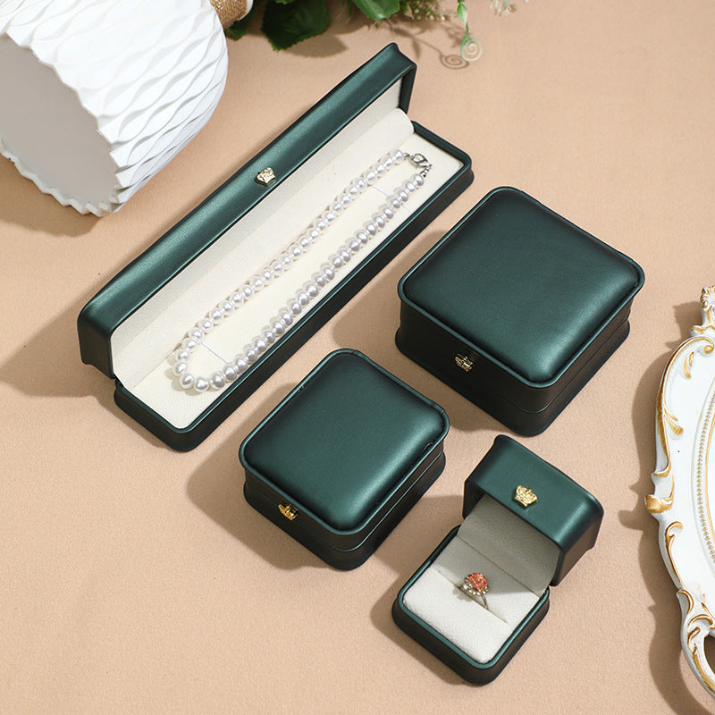 Jewelry box