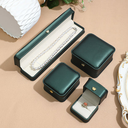 Jewelry box