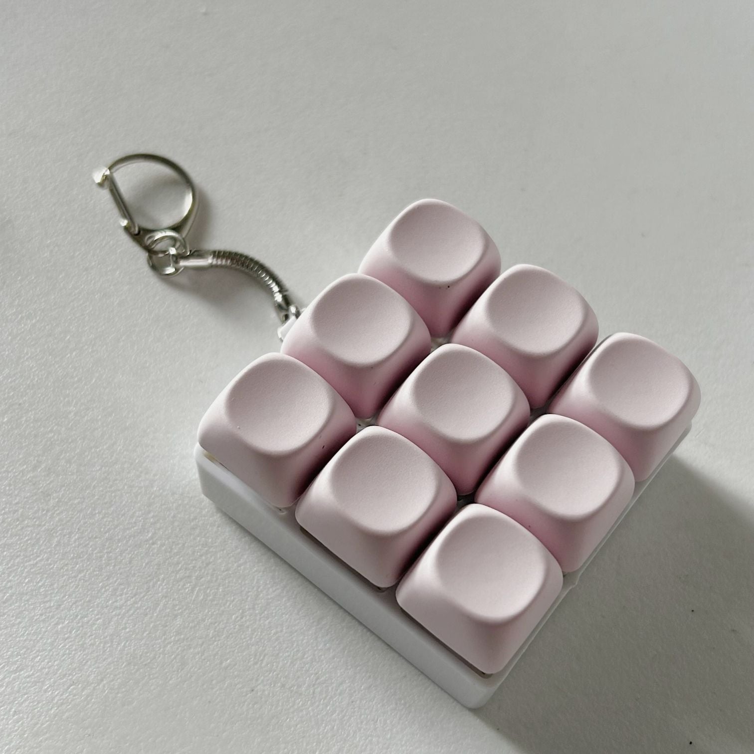 Key-press stress-relieving toy