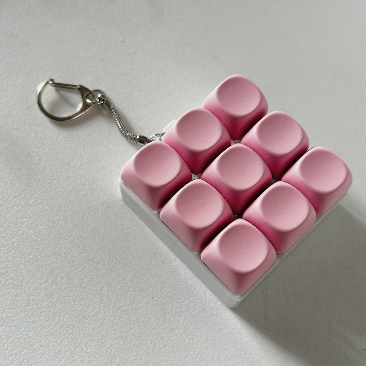 Key-press stress-relieving toy
